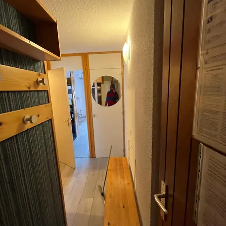 - Inout - 5 Beds Flat M-801 公寓 *